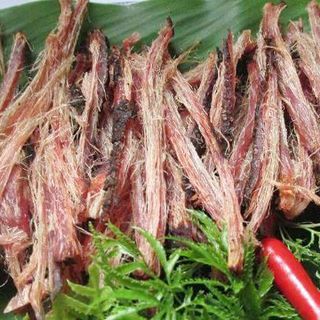 Thịt lợn gác bếp đặc sản của người dân Tây Bắc