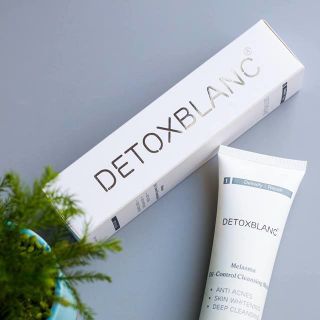Mặt nạ thải độc trắng da DETOX BLANC công nghệ than hoạt tính Phiên bản mới