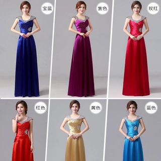 Đầm dạ hội đính đá