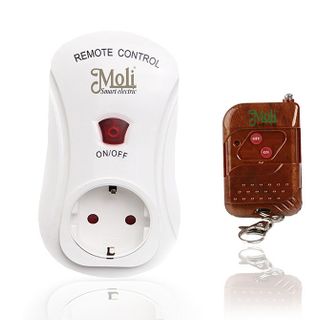 Ổ CẮM ĐIỀU KHIỂN TỪ XA BẰNG REMOTE