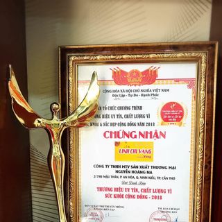 SERUM DƯỠNG TRẮNG DA LINH CHI VÀNG
