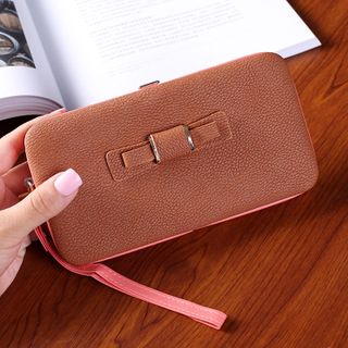Ví cầm tay nữ phôm cứng nhiều ngăn vô cùng tiện lợi 802