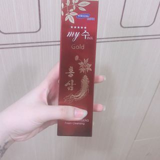 sữa rửa mặt hồng sâm