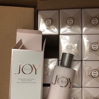 Sữa dưỡng thể thơm hương nước hoa Joy 200ml
