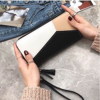 ví cầm tay
