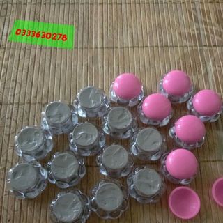 Kem trị mụn Hoa Đào