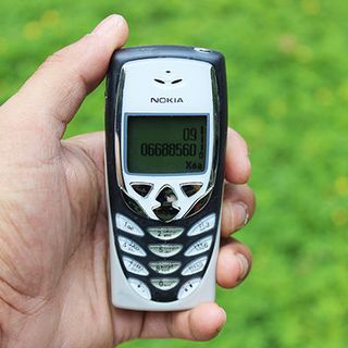 Điện Thoại Nokia 8310 Cổ Giá Rẻ