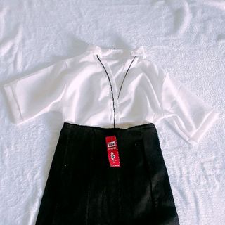 Set chân váy áo bệt vai