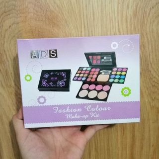 Bộ kit trang điểm ADS