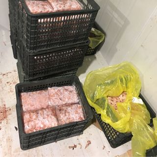 chân gà tươi rút xương