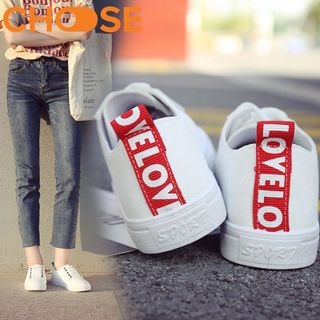 Giày Lười Nữ Trắng Bata/Sneaker Nữ Phong Cách Hot Mùa Đông Năm Nay 0402 giá sỉ