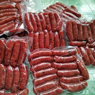lạp xưởng trứng muối