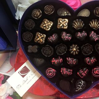 Socola Valentine dát vàng hot