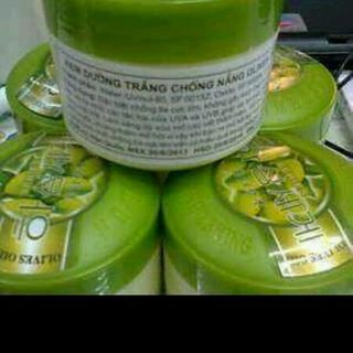 KEM DƯỠNG TRẮNG CHỐNG NẮNG OLIVE HÀN QUỐC