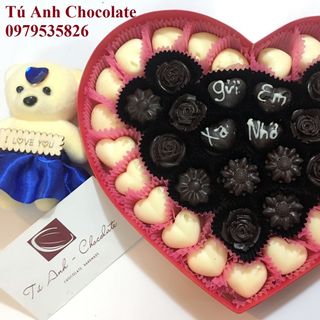 Socola Valentine khắc chữ