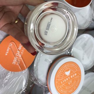 kem dưỡng trắng da Dr Jart V7