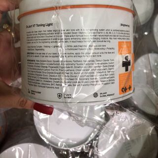 kem dưỡng trắng da Dr Jart V7