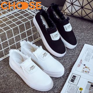 Giày Lười Nữ Độn Đế Slip-on Đẹp Màu Trắng Cách Điệu Phong Cách Thu Đông 2402