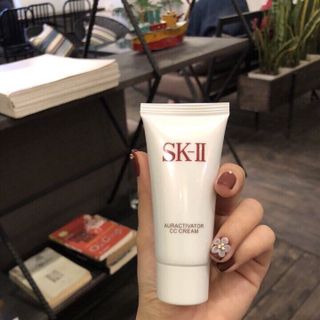 kem nền CC dưỡng trắng da SKII