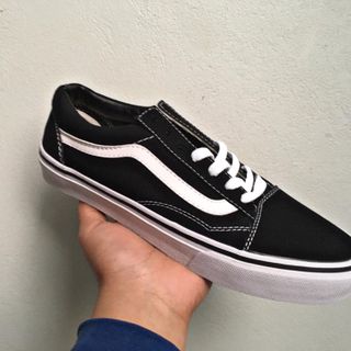 giầy được học sinh đi nhiều nhất