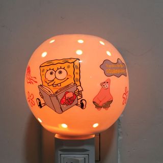 Đèn ngủ ghim xông tinh dầu