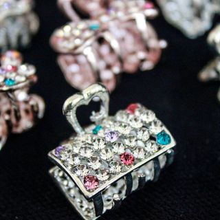 Kẹp tóc đính đá