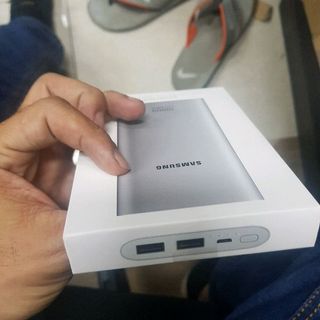 Bán PIN dự phòng ss sạc nhanh 10000am mới 100