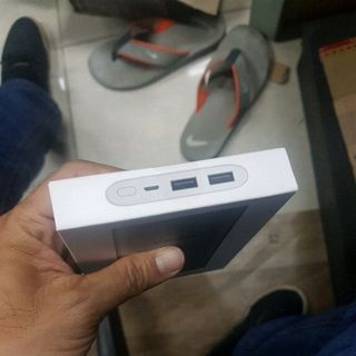 Bán PIN dự phòng ss sạc nhanh 10000am mới 100