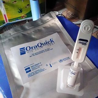 QUE TEST HIV ORAQUICK DỊCH MIỆNG DO CHÍNH PHỦ MỸ TRỢ GIÁ giá sỉ