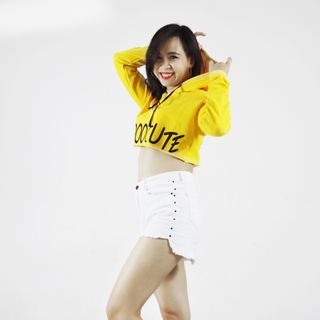 Áo Hoodie Croptop Sooocute Vàng