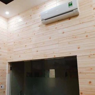 Xốp dán tường giả gỗ