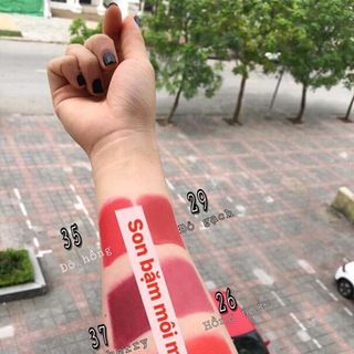 Son bặm môi MATE