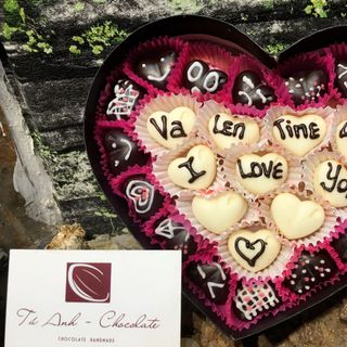 Bán buôn quà 14-2