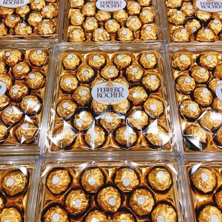 Socola Ferrero loại 24 viên hộp kiếng giá sỉ