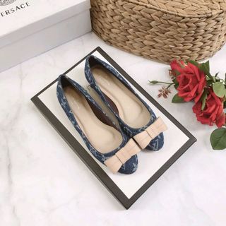 Giày búp bê đế bệt mũi tròn đính nơ