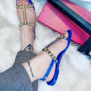 Giày sanda nhựa đinh