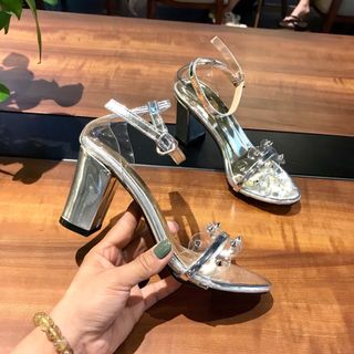 Giày sandal cao got