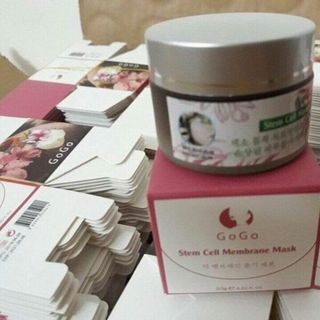 Mặt nạ màng tế bào gốc