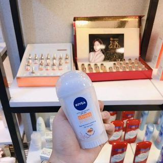 Sáp lăn nách Nivea Nữ