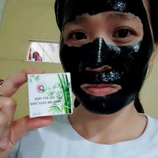 lột mụn than tre
