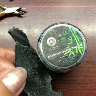 lột mụn than tre
