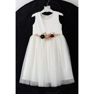 Đầm xòe trắng đính hoa ren eo cho bé gái HIKARI-121