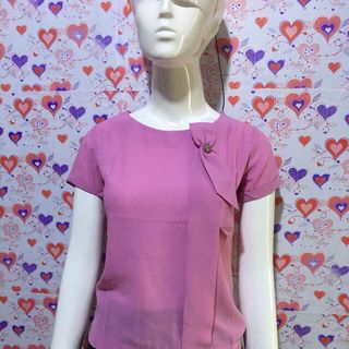 Áo kiểu còn size S thanh lý