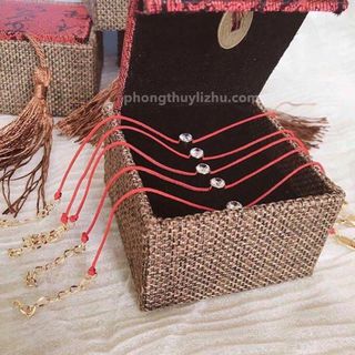 Chỉ đỏ kim tiền Thái lan được trì chú