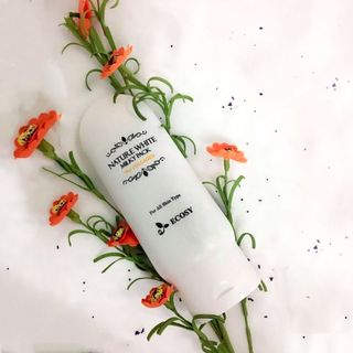 SỮA LÀM TRẮNG DA BODY HÀN QUỐC TỪ THIÊN NHIÊN