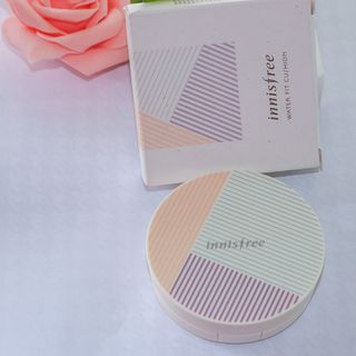 Phấn nước innissfree