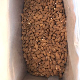 Hạnh Nhân Sấy Tự Nhiên Đã Rang Thùng hơn 22kg