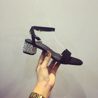 Giày sandal đế xò