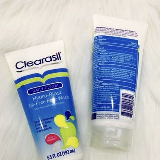 Sữa rửa mặt trị mụn Clearasil Hydra-Blast Oil-Free Face Wash Mỹ
