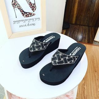 Kẹp cuồng nữ đế êm
